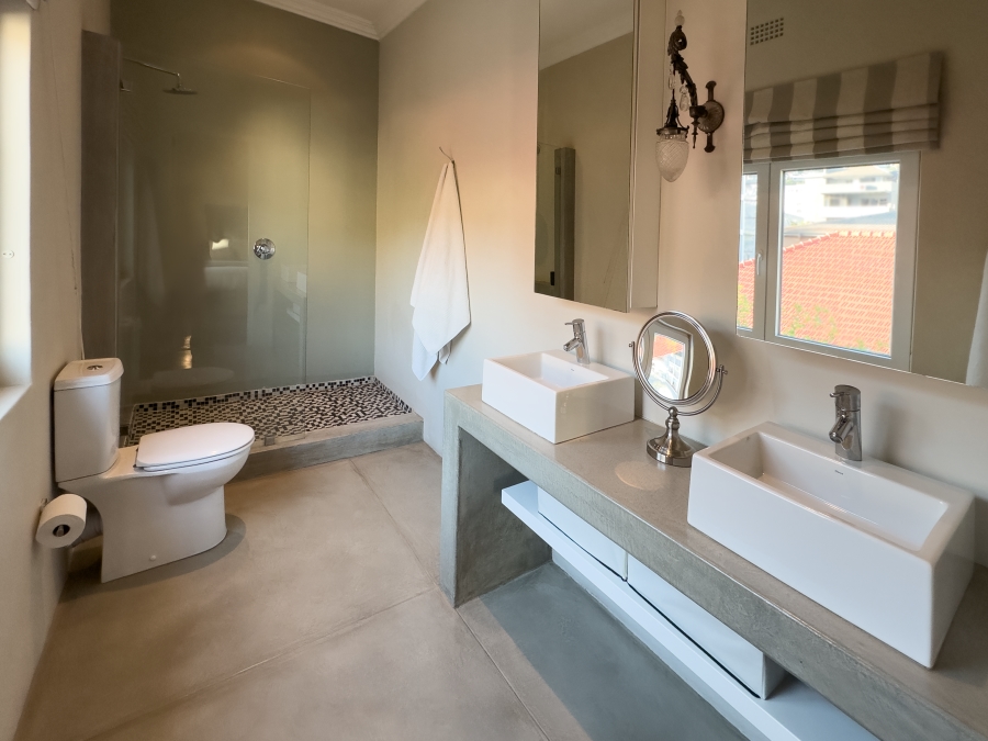 2 Bedroom Property for Sale in Bantry Bay Western Cape